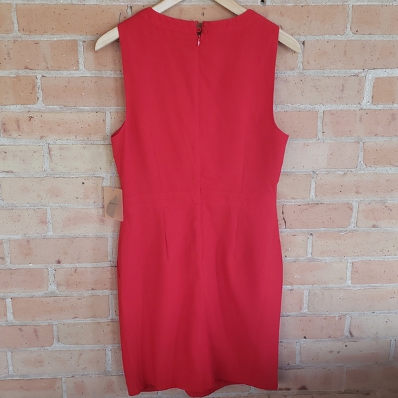 Red dress 💃 - Picture 4 of 5